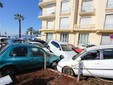 Inondations du 3 octobre 2015 - Amoncellement de voitures emportées par les eaux, avenue Laugier © Mairie de Cannes