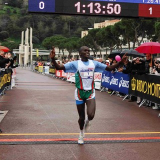 Monaco Run, quattro eventi in uno: la 5 km Elite, il City Trail 10 km, i 1000m Sport for Good per tutti e la camminata per beneficenza Pink Ribbon Walk