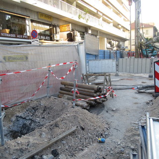 Rue de France, i lavori in corso dove si é aperta la voragine