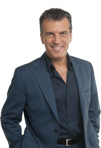 Roberto Re festeggia i 30 anni di attività con tre serate di formazione dedicate alla Leadership Roberto Re festeggia i 30 anni di attività con tre serate di formazione dedicate alla Leadership