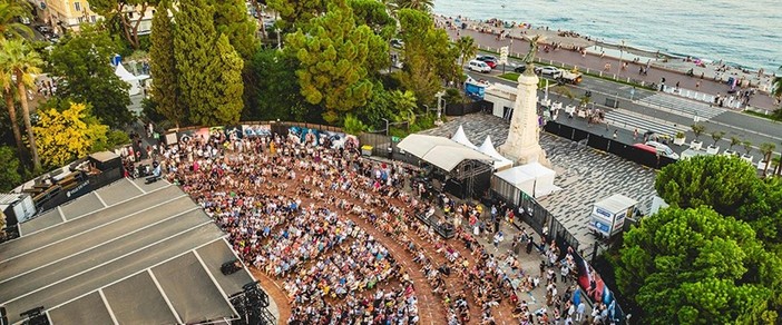 Nizza accende l’estate: il Raggamuffin Festival pronto a far vibrare il Théâtre de Verdure Nizza accende l’estate: il Raggamuffin Festival pronto a far vibrare il Théâtre de Verdure
