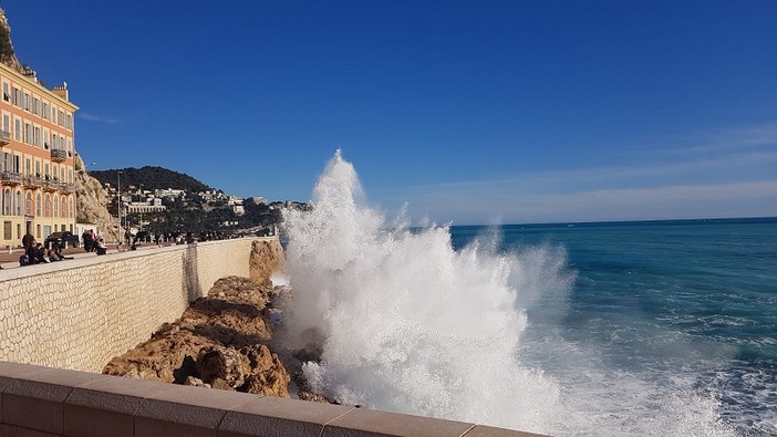 Rauba Capeu a Nizza, fotografia di Ghjuvan Pasquale Rauba Capeu a Nizza, fotografia di Ghjuvan Pasquale