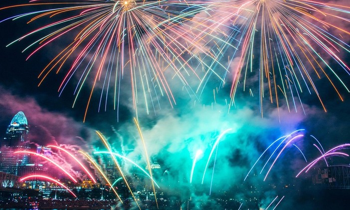 Questa sera i fuochi statunitensi di Rozzi's Famous Fireworks  (foto tratta dal sito ufficiale)