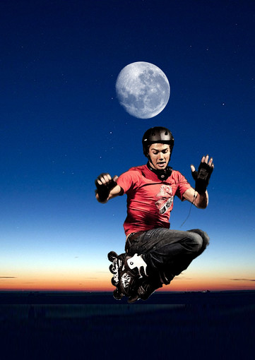 Tornano le gite notturne sui pattini a Mentone: il Roller Tour Tornano le gite notturne sui pattini a Mentone: il Roller Tour