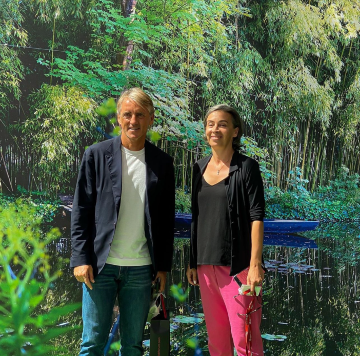 Roberto Mancini con Dany Dubrecht, direttrice comunicazione Grimaldi Forum, ha visitato la mostra (Foto IG Grimaldi Forum) Roberto Mancini con Dany Dubrecht, direttrice comunicazione Grimaldi Forum, ha visitato la mostra (Foto IG Grimaldi Forum)