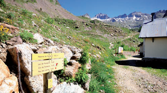 Una passeggiata nell’Arrière pays col “Rando Bus”: Vallée de la Tinée e Haute Vallée de la Vésubie Una passeggiata nell’Arrière pays col “Rando Bus”: Vallée de la Tinée e Haute Vallée de la Vésubie