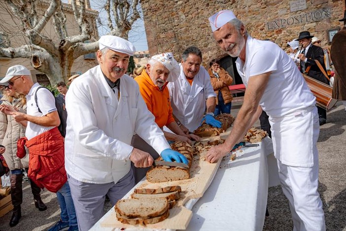 Roquebrune sur Argens, festa del pane Roquebrune sur Argens, festa del pane