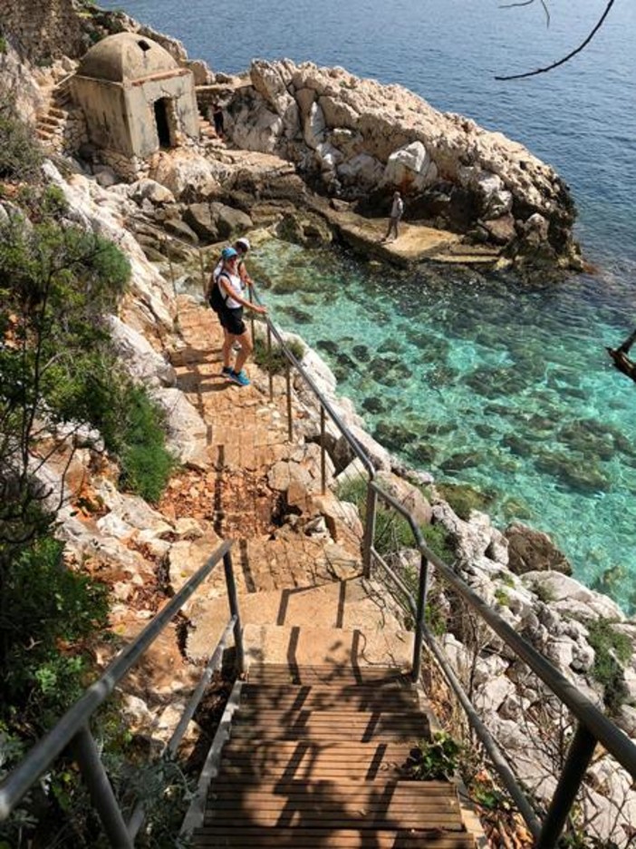 Sentier du littoral Nizza - Villefranche. Foto di Rosi Barisone Sentier du littoral Nizza - Villefranche. Foto di Rosi Barisone