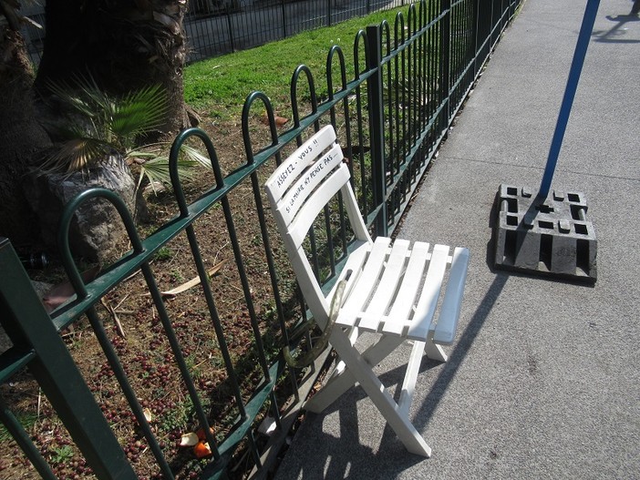 "Servizi sostitutivi" di Paolo Ferraris