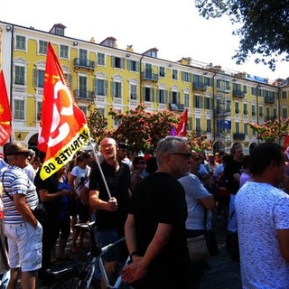 Una manifestazione in Place Garibaldi a Nizza