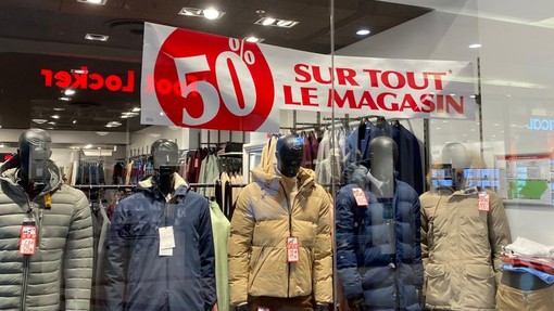 In Francia scattano i saldi invernali: da domani sconti al via in negozi e online