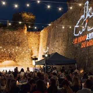Saint-Paul-de-Vence, tre sere di risate: torna il festival «RempArts du rire»
