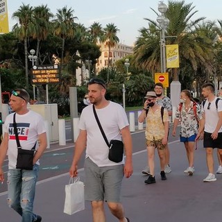 Nizza, 8 agosto 2020, poche mascherine...
