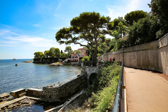 Saint-Jean-Cap-Ferrat, Promenade Maurice Rouvier Saint-Jean-Cap-Ferrat, Promenade Maurice Rouvier