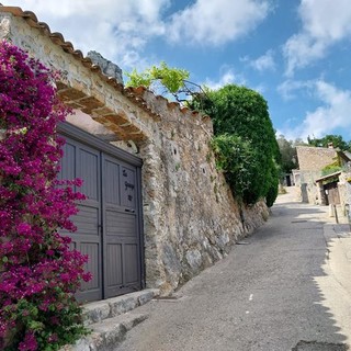 Saint Jeannet e il “suo” Baou. Fotografie di Danilo Radaelli