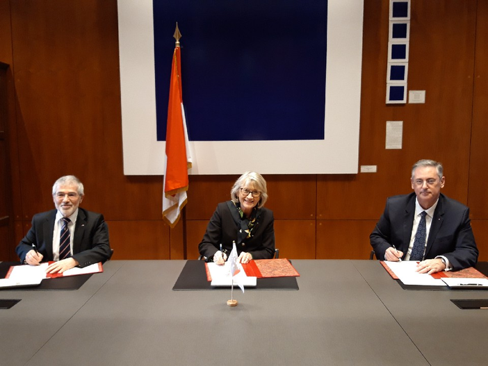 La firma della convenzione (Foto: DR) La firma della convenzione (Foto: DR)