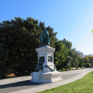 Statua di Massena sulla Promenade du Paillon a Nizza