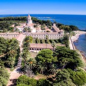 Cannes, l'isola di Saint Honorat Cannes, l'isola di Saint Honorat
