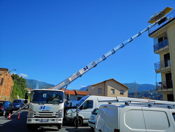 Sanremo Autotrasporti amplia il parco mezzi: è in arrivo una nuova autoscala per fare lavori a piccole e medie altezze