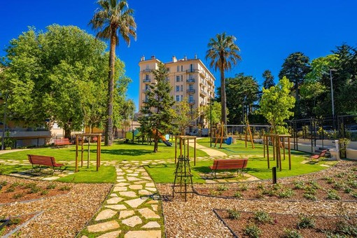 Square Campestra @Ville de Cannes Square Campestra @Ville de Cannes