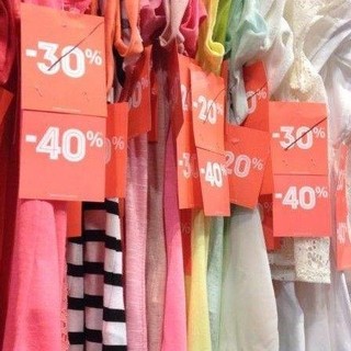Saldi estivi 2026, al via il conto alla rovescia: ecco quando iniziano e quali regole devono rispettare i negozi