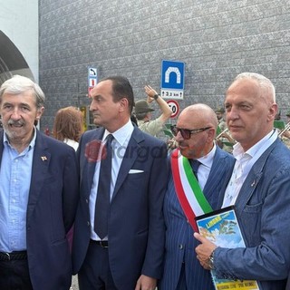 Il senatore cuneese alla cerimonia di apertura del tunnel