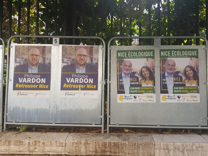 Tabelloni elettorali a Nizza
