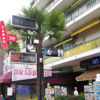 Francia: rincarano ancora le sigarette