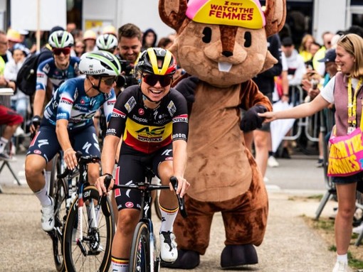 Tour de France Femmes, finale a Nizza: due tappe per decidere tutto sul filo dei secondi Tour de France Femmes, finale a Nizza: due tappe per decidere tutto sul filo dei secondi