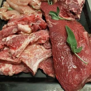 A Verezzo torna la grande festa della carne: alla Trattoria del Ponte due serate dedicate ai sapori della tradizione
