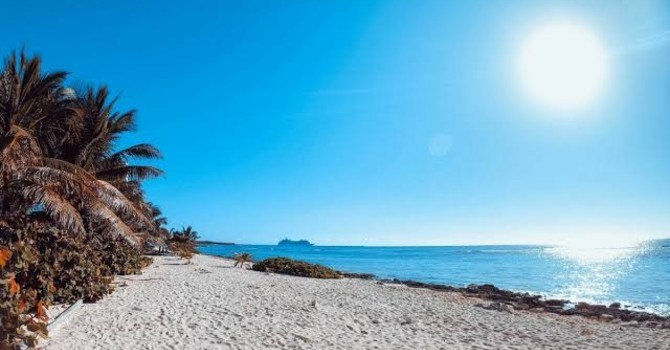 Giornate bollenti: l’estate del 2050 tra notti tropicali, incendi e mare che avanza