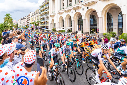 Métropole Nice Côte d'Azur: da oggi per tre giorni il Tour de France. Gli orari e i percorsi Métropole Nice Côte d'Azur: da oggi per tre giorni il Tour de France. Gli orari e i percorsi