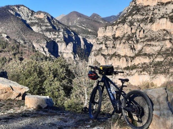 Touët-sur-Var e dintorni Touët-sur-Var e dintorni