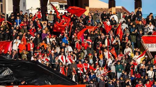 La tifoseria del Monaco pronta al derby col Nizza (foto tratta dal sito dell'AS Monaco)