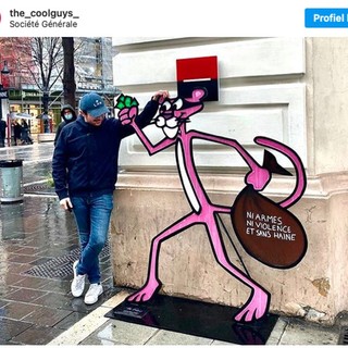 Thecoolguys con la "sua" pantera rosa (Twitter)