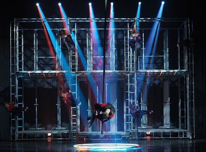 Vuoi vincere 2 biglietti per la prima dello spettacolo TILT all'Ariston? Ecco il nostro contest Vuoi vincere 2 biglietti per la prima dello spettacolo TILT all'Ariston? Ecco il nostro contest