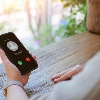 Stop alle telefonate commerciali indesiderate: dal 11 agosto cambia tutto. Ecco chi potrà ancora chiamarti