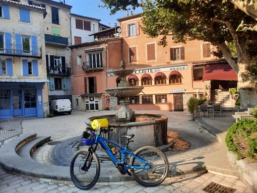 Touët-sur-Var e Puget Theniers, fotografie di Danilo Radaelli Touët-sur-Var e Puget Theniers, fotografie di Danilo Radaelli