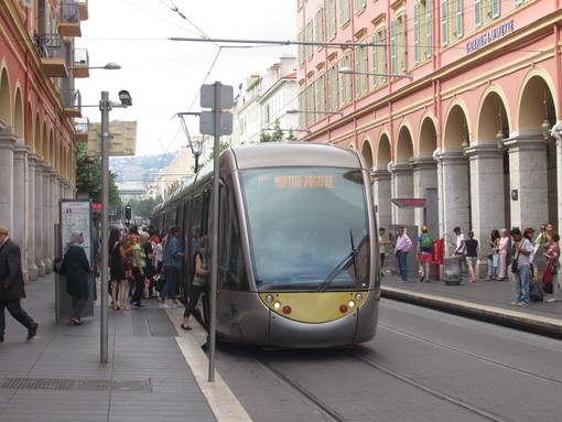 I tram di Nizza sono pericolosi o ultra sicuri?