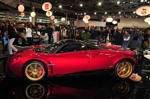 Le auto di lusso si danno appuntamento al Top Marques Monaco 2014 Le auto di lusso si danno appuntamento al Top Marques Monaco 2014