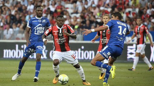 Nice- Troyes, una fase di gioco (foto dal sito dell'OGC Nice)