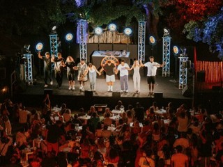 Sequenze fotografiche dall’evento di luglio 2025, al Villa Jamel Comedy Club. Sequenze fotografiche dall’evento di luglio 2025, al Villa Jamel Comedy Club.