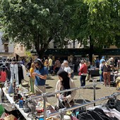 Tanti oggetti, tante curiosità: i marché à la brocante in Costa Azzurra Tanti oggetti, tante curiosità: i marché à la brocante in Costa Azzurra