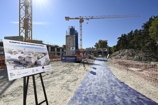 Visite de chantier de l'école Vatel à Cannes (c) CACPL Visite de chantier de l'école Vatel à Cannes (c) CACPL