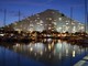 A Villeneuve-Loubet il porto si trasforma in una festa: musica, mercato e fuochi d’artificio A Villeneuve-Loubet il porto si trasforma in una festa: musica, mercato e fuochi d’artificio