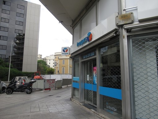 La voragine in Rue de France a Nizza