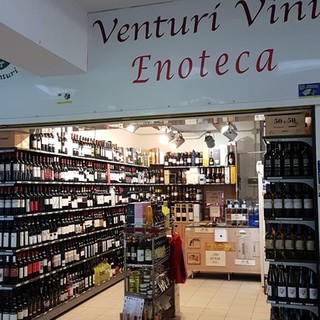 Da Venturi Vini a Bordighera: molti vini pronti da "stappare" per Natale e Capodanno o da bere subito senza pensieri