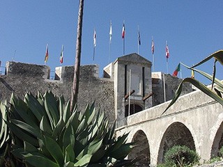 Foto 3: Visita la cittadella e i suoi musei; Foto 3: Visita la cittadella e i suoi musei;