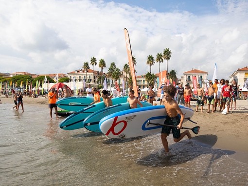 Gli sportivi amanti del mare e del vento si danno appuntamento al Wind Festival di Diano Marina Gli sportivi amanti del mare e del vento si danno appuntamento al Wind Festival di Diano Marina