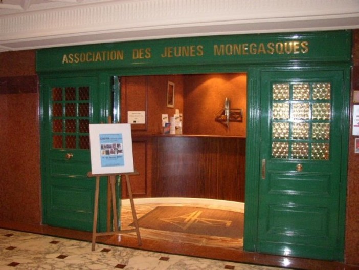 Fino al 22 febbraio alla scoperta dei giovani artisti, all'Association des Jeunes Monégasques Fino al 22 febbraio alla scoperta dei giovani artisti, all'Association des Jeunes Monégasques